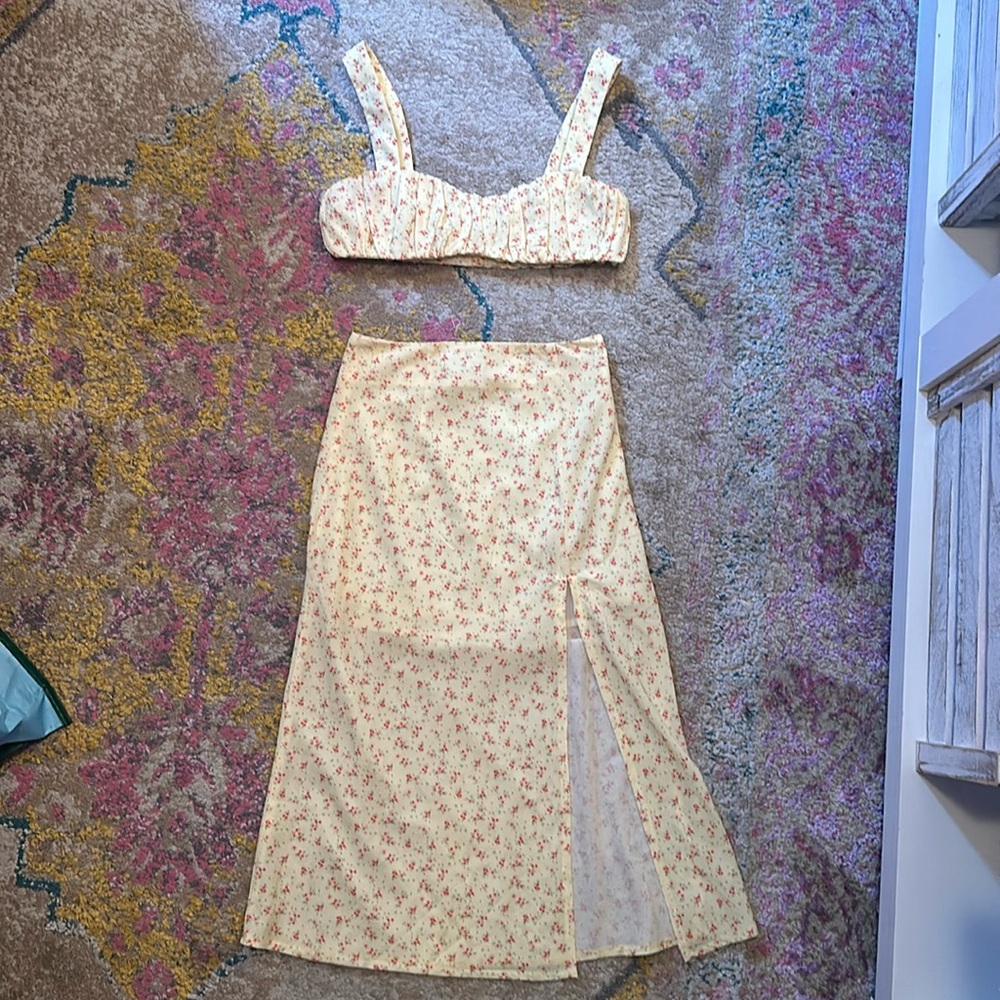 Two piece set